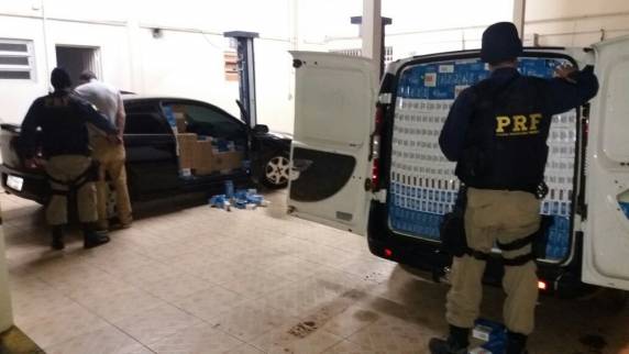PRF E BM apreendem 3
veículos carregados com cigarro contrabandeado no norte do estado - foto 4