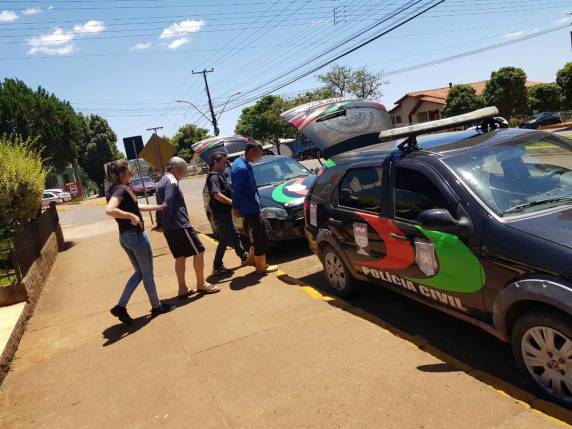 Polícia acredita que eles integrem quadrilha especializada nesse crime. Em um 

dos furtos, eles levaram 48 cabeças de gado e uma égua