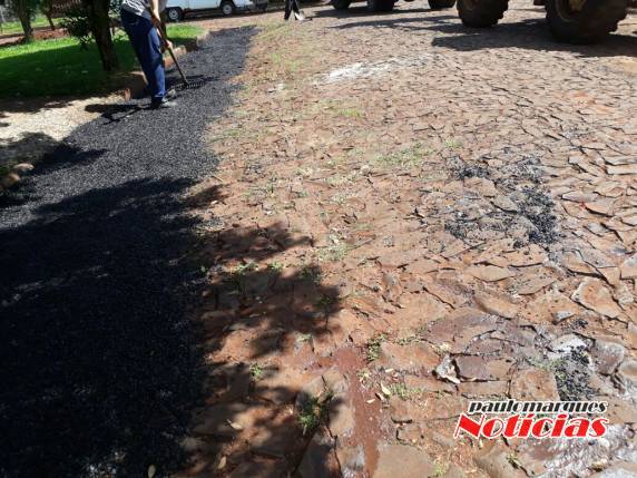 Secretaria de Obras soluciona problema
em frente a uma residência no bairro Oriental - foto 2