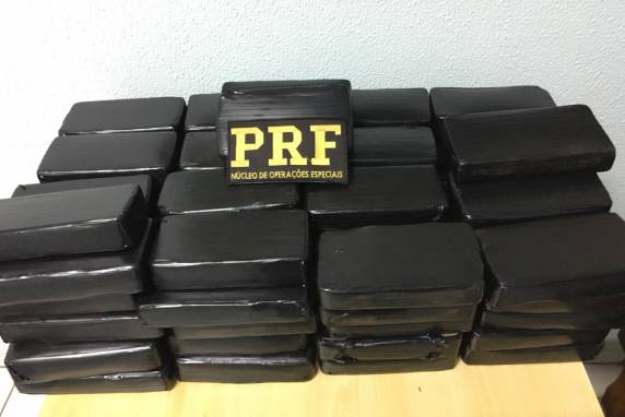 Ação conjunta PRF e Polícia Civil apreende 90 quilos de crack na BR 282 em Maravilha - foto 5