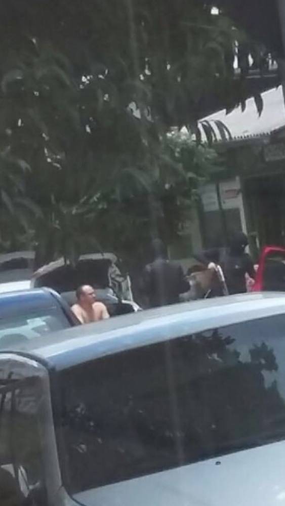 Refém é morto durante ataque a bancos em Arvorezinha - foto 5