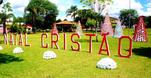 O município de São José do Inhacorá está em clima de Natal, com as casas e ruas 

iluminadas para abrilhantar ainda mais este espírito festivo da chegada do Menino Deus em nossa vida
