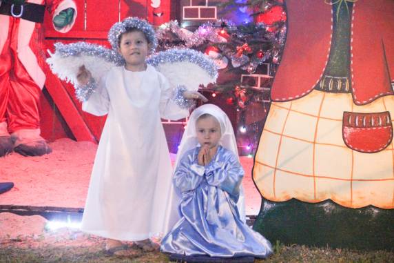 Casa do Papai Noel recebe abertura do Natal em TM - foto 4