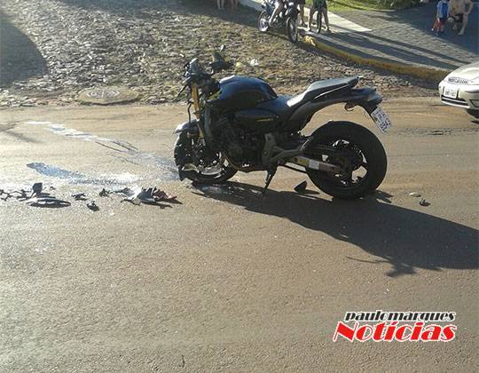 Motociclista ficou ferido depois de colidir com a moto contra um automóvel em Santa Rosa - foto 3