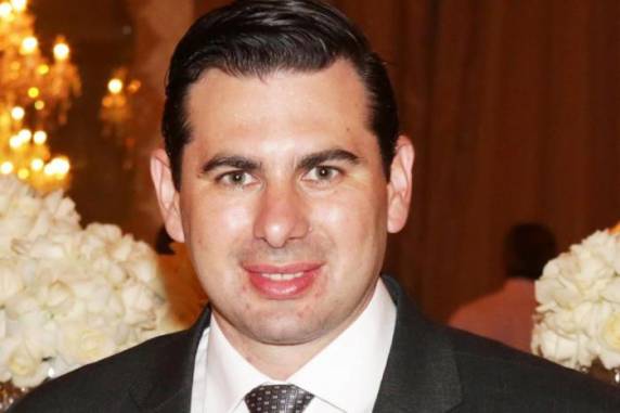 Paulo Alexander Pacheco Bellini, 37 anos, estava em uma moto