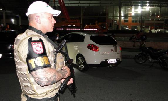 Fiscalização conjunta PRF, GMF e PMRv na Via Expressa marca início da Operação Rodovida - foto 2