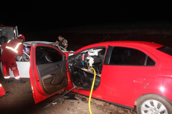 Acidente deixa dois mortos
na Linha Calegari em Tapejara - foto 3