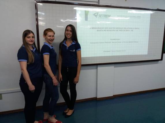 Acadêmicos de Administração da SETREM
apresentam pesquisa da cesta básica - foto 3