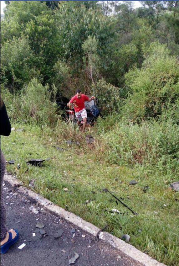 Homem morre em colisão frontal
na BR-392, em Canguçu - foto 3