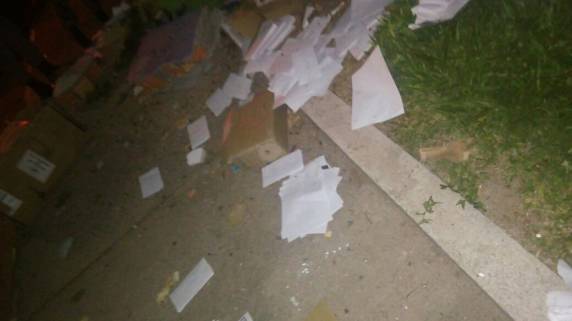 Criminosos explodem agência bancária em Mariana Pimentel - foto 3