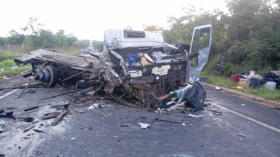 De acordo com o Corpo de Bombeiros, 39 pessoas ficaram feridas e 13 morreram; causas do acidente serão investigadas