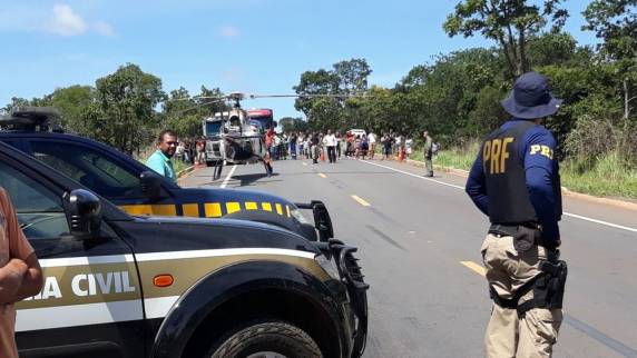 De acordo com o Corpo de Bombeiros, 39 pessoas ficaram feridas e 13 morreram; causas do acidente serão investigadas