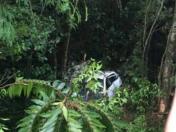 Capotamento deixa vítima fatal na Perimetral Sul de Passo Fundo - foto 4