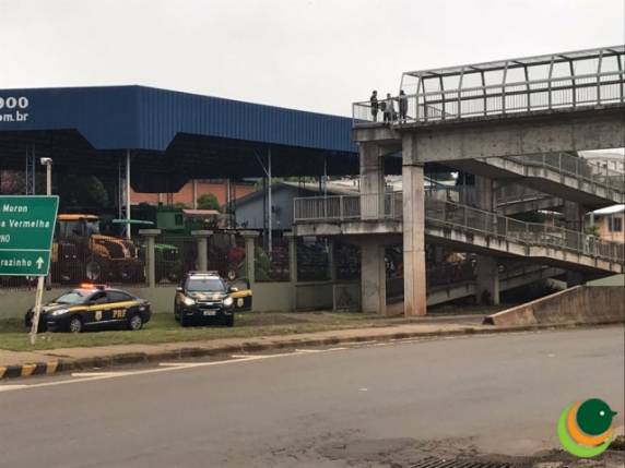 Policial evita que homem tire a própria vida em Passo Fundo - foto 6
