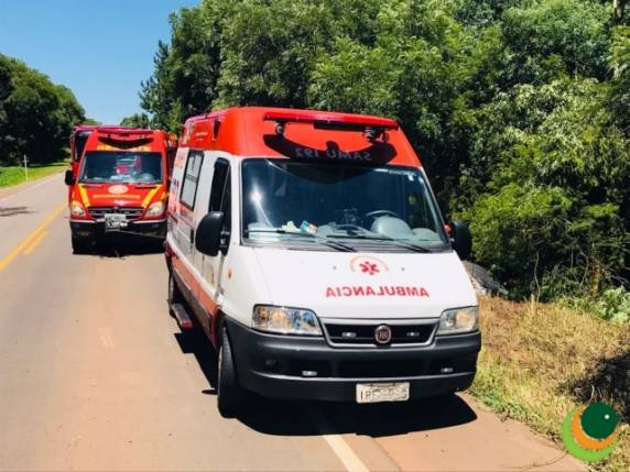 Saída de pista deixa dois feridos na ERS 324 em Passo Fundo - foto 5