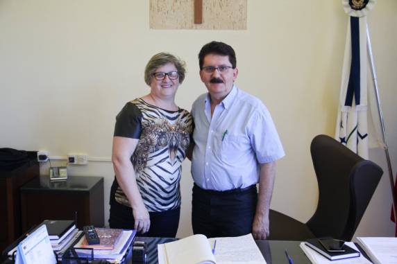 Prefeita em exercício participa de diversas 

atividades e dá andamento aos trabalhos da Administração Municipal