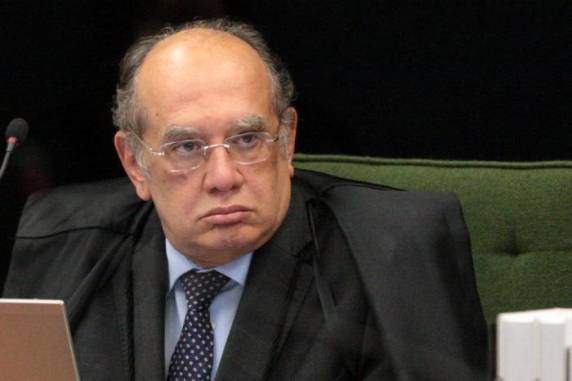 Em entrevista, 

ministro do Supremo também declarou que o país vive "clima fascistoide"