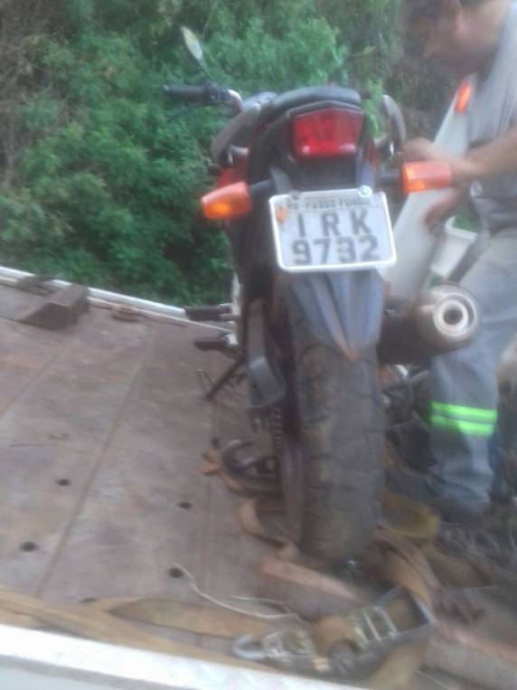 Suspeito de assaltos
na região é preso pela Brigada Militar em Santo Ângelo - foto 6