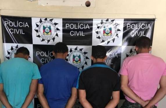 Conforme os policiais da força-tarefa, há estimativa de que apenas em 2017, os suspeitos tenham 

furtado cerca de 100 animais