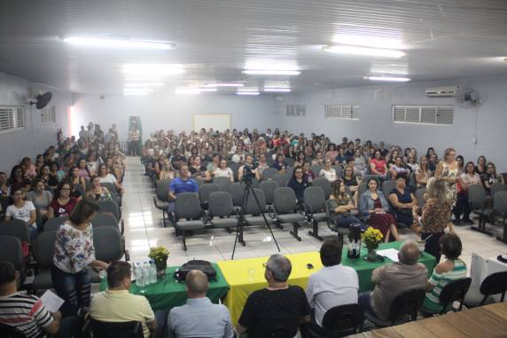 Formação Continuada: Mais qualidade para aluno e professor - foto 3