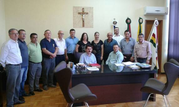 Durante esta quarta-feira, dia 21, o Executivo fica sob responsabilidade do Presidente do Legislativo