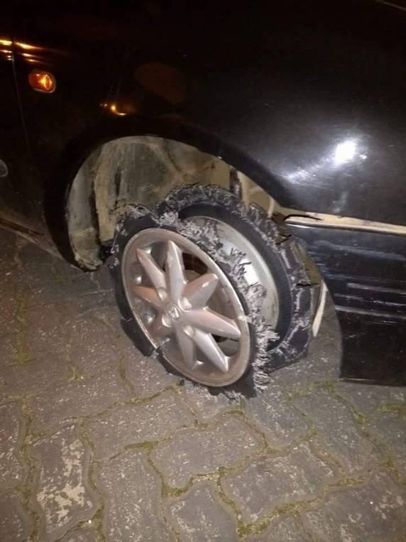 Criminosos usam miguelitos para furar pneus e assaltar motoristas na BR-392 - foto 3