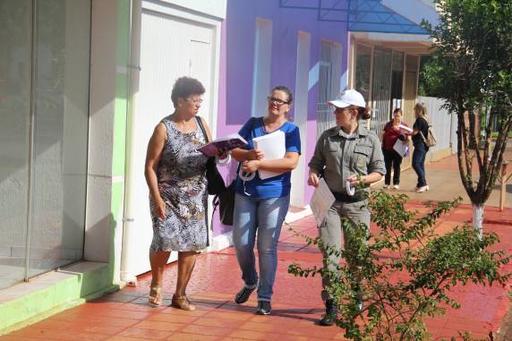 Atividade desenvolvida no dia 1º de março 

foi sobre a Lei que ordena a fixação de cartazes contendo o número para denúncias de violência
