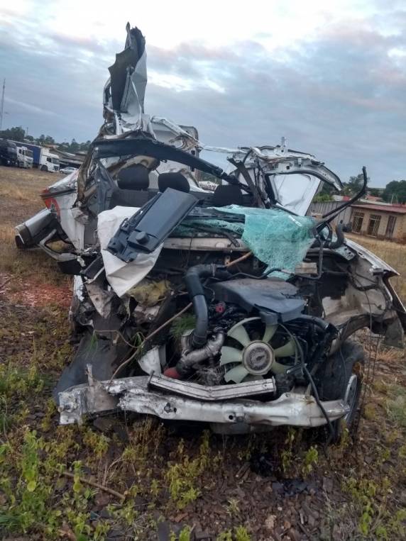 Motorista morre ao colidir contra árvores na Estrada Do Mar, no Litoral Norte - foto 4