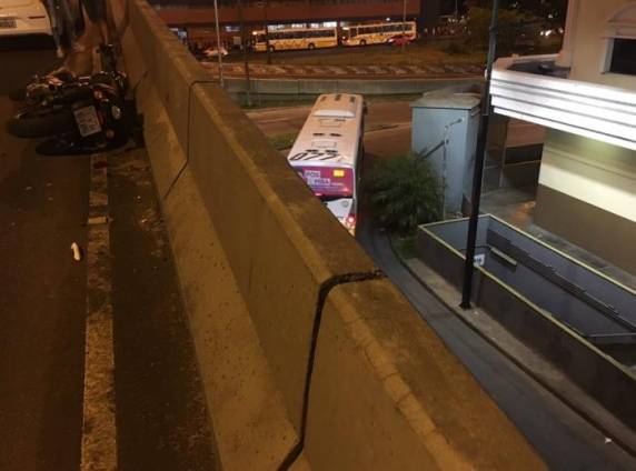 Condutor da moto se dirigia à Avenida da Legalidade e da 

Democracia quando ocorreu colisão com carro
