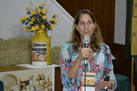 Evento contempla oficinas 

teóricas e práticas, palestras de cunho técnico-científico e trabalhos acadêmicos