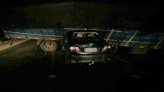 O acidente aconteceu na BR-386, km 206, próximo ao município de Victor Graeff
29/03/2018 - 02h07min