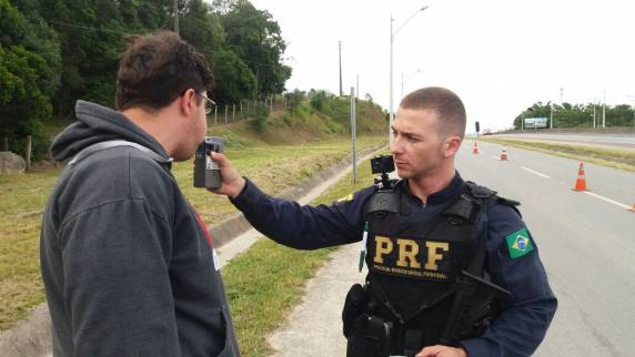 PRF
inicia Operação Semana Santa 2018 - foto 2