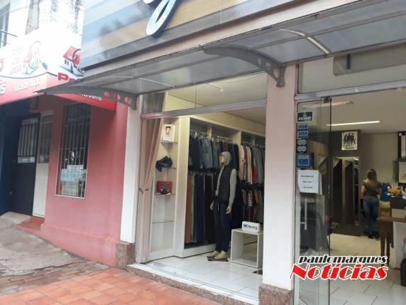 Loja de confecção e arrombada no Centro de Três de Maio - foto 2