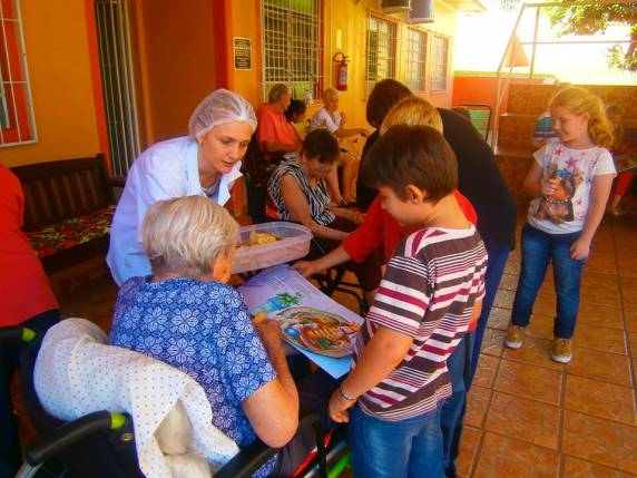 CRAS Bem Viver visita o Lar dos Idosos - foto 2