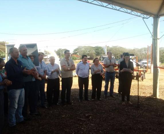Expodinâmica é oficialmente
aberta durante a 5ª Expo Terneira - foto 2