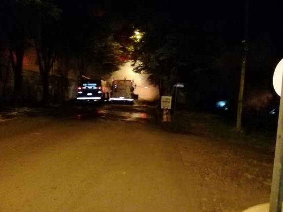 Incêndio destrói loja de móveis no centro de Horizontina - foto 2