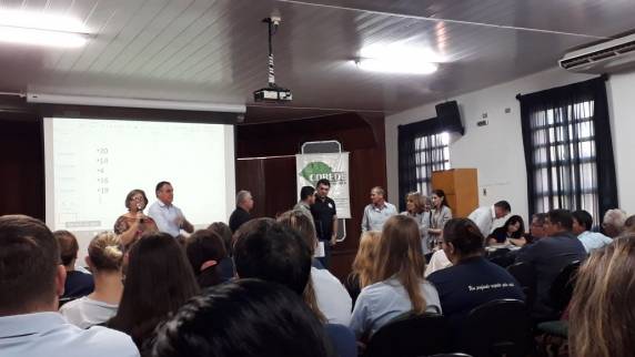 Três de Maio elege delegados e propostas para
Consulta Popular - foto 4