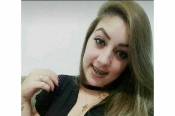 Corpo de vítima de 19 anos tinha marcas de tiro e foi localizada em São José; ela estava desaparecida desde o dia 13 de 

abril