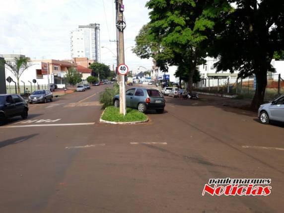 Colisão com danos materiais na Av. Pasqualini em Três de Maio - foto 4