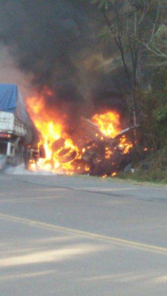 Grave acidente com morte envolve carreta de Santa Rosa no Estado do Paraná - foto 3