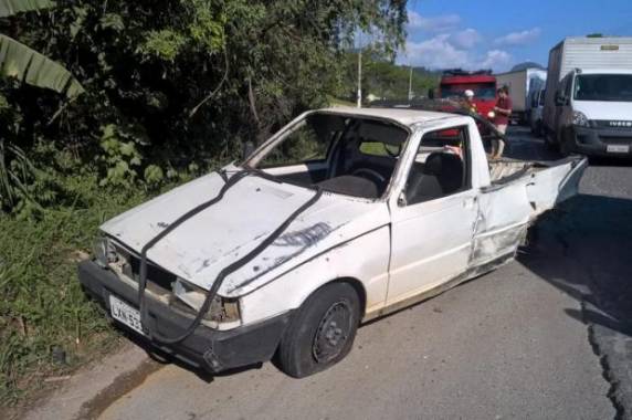 Colisão ocorreu em Apiúna no começo da tarde desta quinta-feira