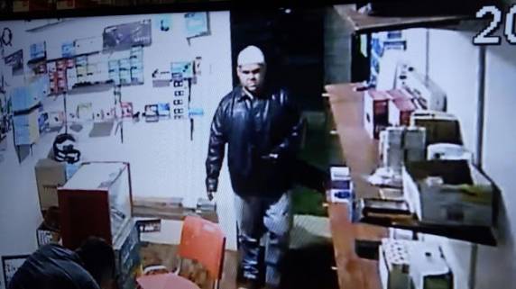 Divulgadas imagens da tentativa de homicídio contra o Presidente do Sindicato dos
Municipários de Capão do Cipó - foto 2