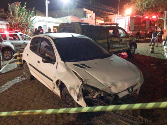 Perseguição policial seguida de acidente deixa policial gravemente ferido
em São Sepé - foto 3