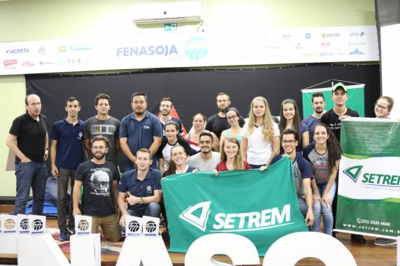 Maratona de 24 horas realizada durante a Fenasoja premiou as melhores soluções para o agronegócio