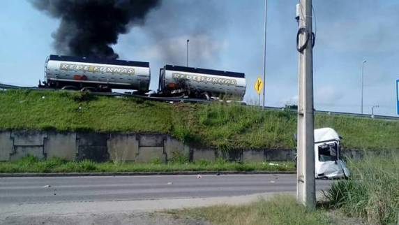 Grave acidente com morte na BR-101 em Araranguá - foto 3