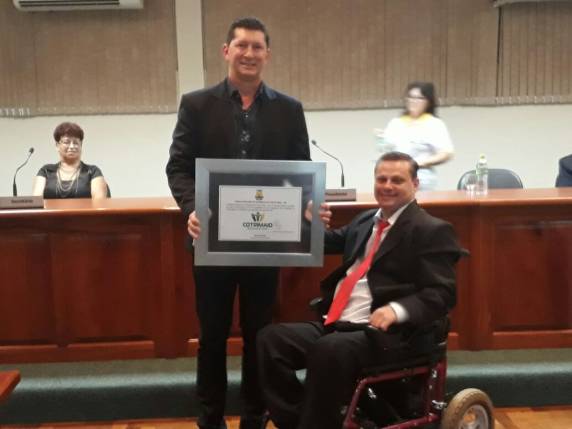 Câmara de Vereadores de Três de Maio presta
homenagem a Cotrimaio pelos 50 anos - foto 2