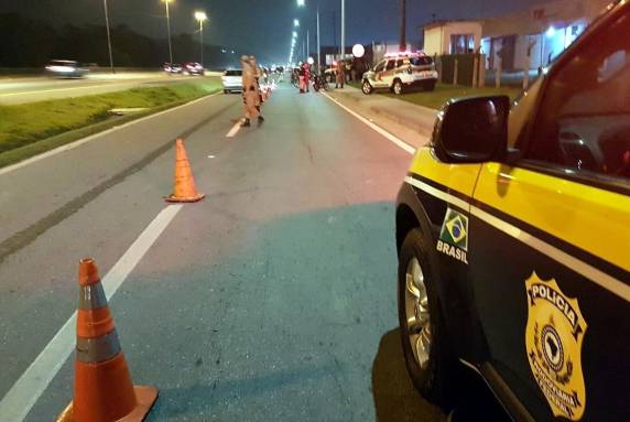 Fiscalização de combate à embriaguez flagra 42 motoristas sob efeito de álcool na BR 101 em Itajaí - foto 2