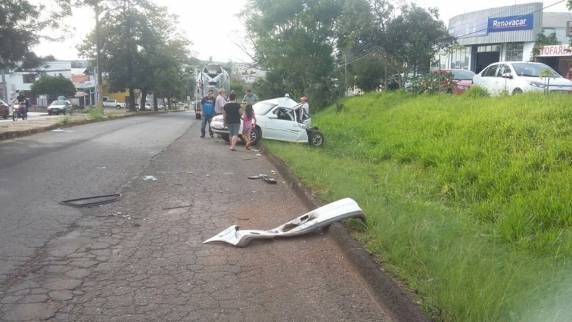 Grave acidente resulta em danos materiais em Cruz Alta - foto 3