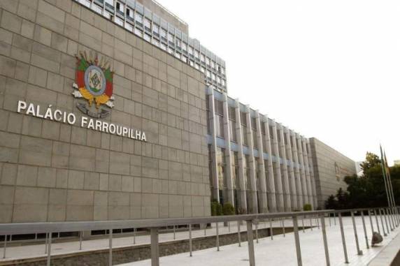De fevereiro de 2015 até a última sexta-

feira (11), foram sancionadas 158 propostas de autoria dos parlamentares. Desse total, 62% têm pouca influência na vida dos gaúchos