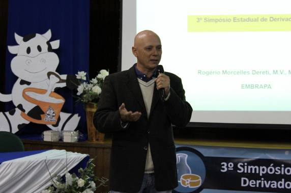 Setrem realiza 3º Simpósio Estadual de Derivados Lácteos - foto 3